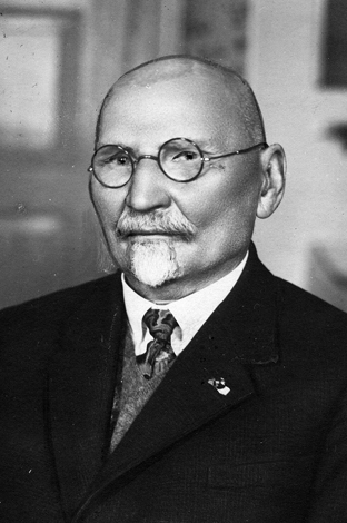 Image - Leon Wyczolkowski (1929 photo)